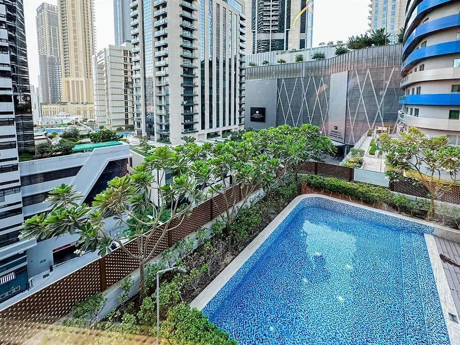 Trophy - Private Office Solace Suite Dubai Apartment